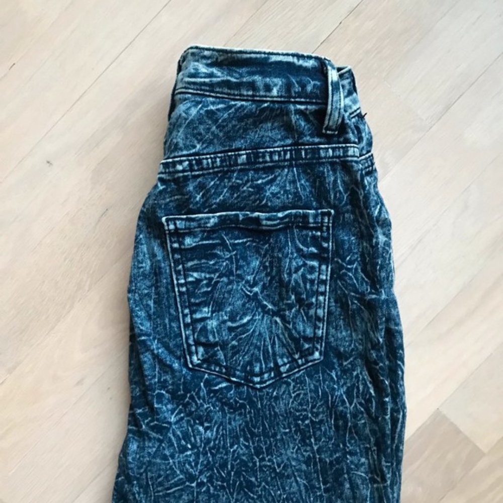 Aphrodite High Waisted Jeans - Picture 3 of 5